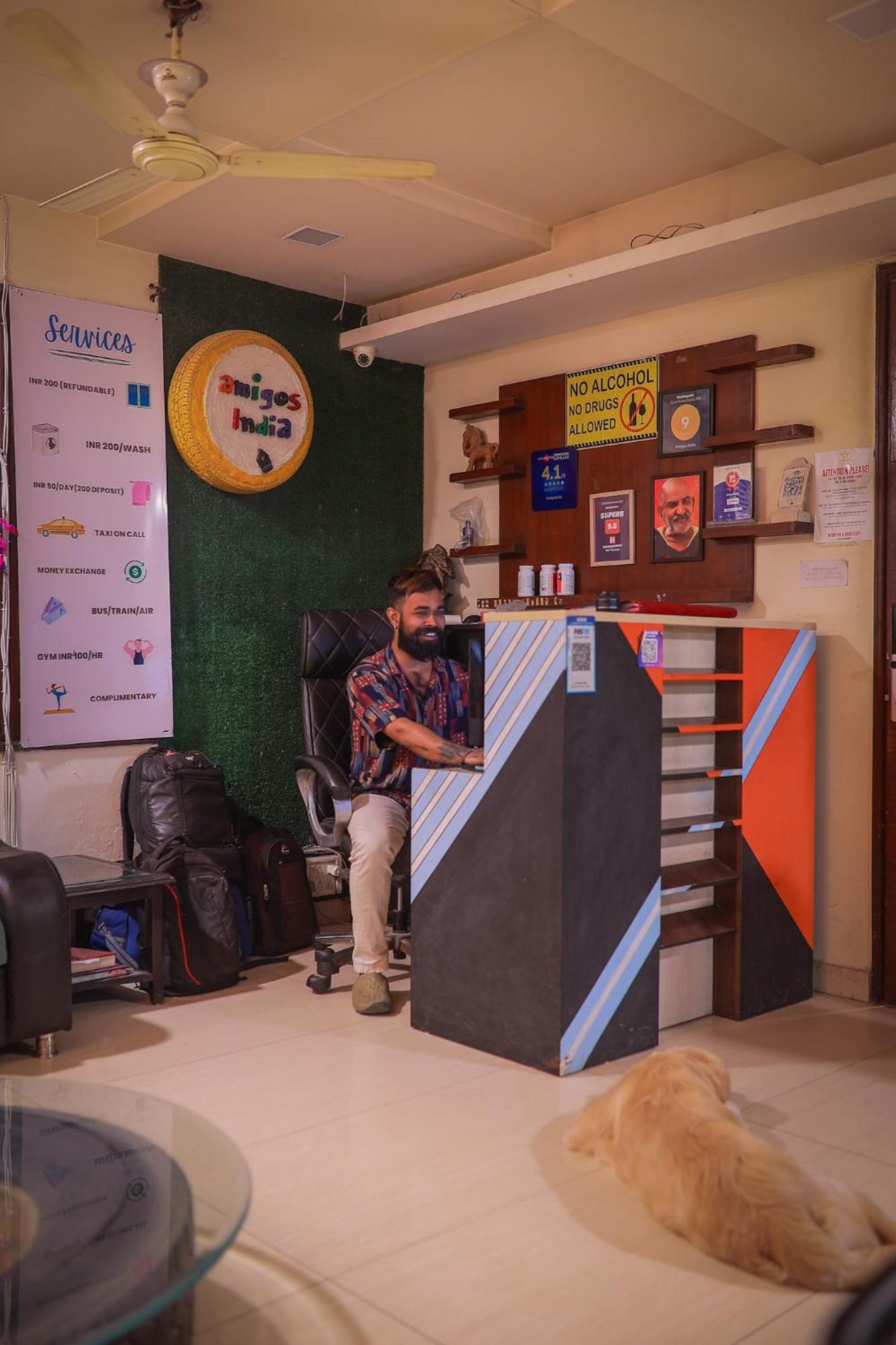Amigosindia Hostel New Delhi Exterior photo